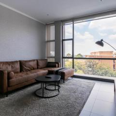 Sandton Smart Apartment Seven