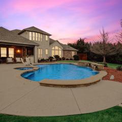 Lakefront Mansion with Pool and Cinema