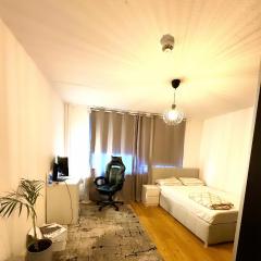 Beautiful Private Room in Hamburg-Middle