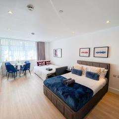 Modern Studio Apartments & 3Bedroom flat with Pvt Balcony steps from Regent's Park