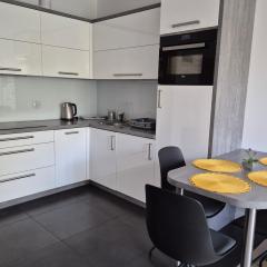 Apartament Vanessa w centrum 600 m od morza