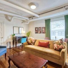 Historic 1Bdrm - Parking - Walk to Restaurants & Westport!