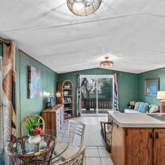 Chic Cypress View Cabin With Canoes Caddo Shores