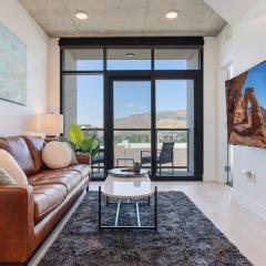 Impeccable1B Salt Palace & Delta - PoolSpaGymPrkgViews