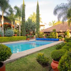 Hotel El Dorado - cerca de Chapala y del Aeropuerto