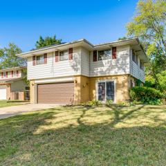 4 Mi to Downtown Rockford - Spacious Home!