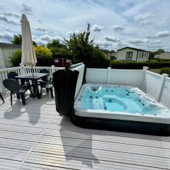 Paws Lodge, Hot Tub, Pet Friendly