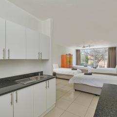 Inn & Out Sandton Park
