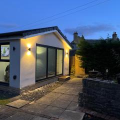 Private and Peaceful Space With Free Parking