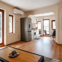 2-Bedroom Flat - Sunny Balcony