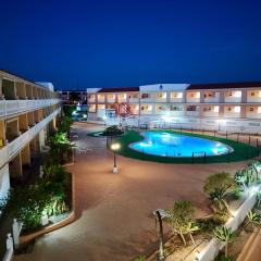 Encantador Estudio con Terraza Privada y Espectaculares Vistas al Mar en Costa del Silencio, Cerca de Los Cristianos