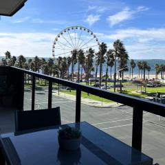 PROMENADE TOWERS 3 Bedroom Apartment with Bay Views on the Geelong Waterfront - 403