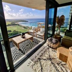 B1401 - Fourteen at Mullet Bay, Luxurious and Cosy 2bed apartment with the sea view