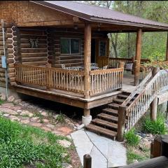 Cozy Canyon Cabin