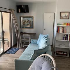 Ocean House --- 100 E Savannah Rd 5D