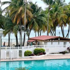 Hobie Beachfront Apartment Isla Verde