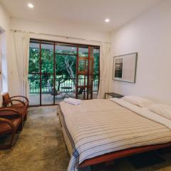 Loogmai Guesthouse Chiang Khan - เรือนแรมลูกไม้ เชียงคาน