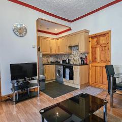 Charming 1-Bedroom Home in Alexandria