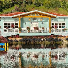 Hotel Lago Valdivia