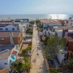 Sea View, Flower Garden, AC, WD, Renovated