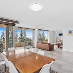 Iconic Burleigh Beachfront, 2 Bedroom Apartment