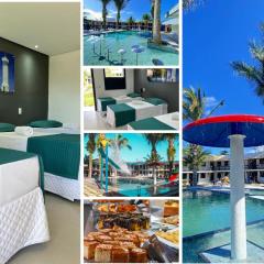 O BEIRA MAR PRAIA HOTEL está LOCALIZADO na ORLA, na PRAIA DE TAPERAPUAN, CAFÉ INCLUSO, Wi-Fi 500mb, PISCINAS, Estacionamento Privativo, Ar Condicionado Split, SMART TV, Frigobar,