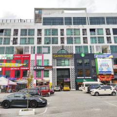 Homestay TS Suria Suite with swimming pool at Hotel Mutiara