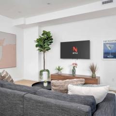 Spacious 2BR near UofT and College