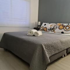 Apartaestudio en Pereira con vista al viaducto - Beatiful apartment with city view