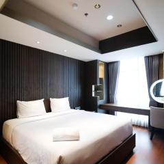 Modern and Cozy 2BR at Grand Sungkono Lagoon Apartment By Travelio