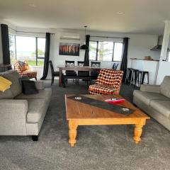 Te Awa Holiday Home