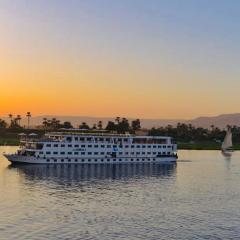 Luxor Aswan Coral 2 Nile Cruise every Saturday from Luxor 4 nights & every Wednesday from Aswan 3 nights