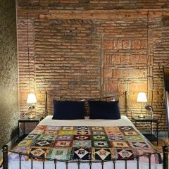 Old Gold Apartment