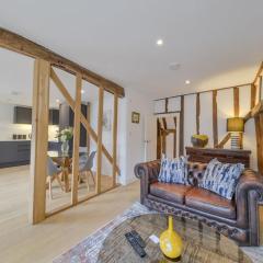 Luxury Character Apartment St Albans By Central Stays Short Lets & Serviced Accommodation With Free Parking