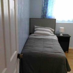 Spacious room in West Jordan A