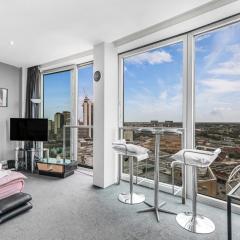 Heart of City, Centre Point Luxury Apartment