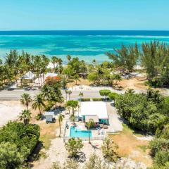 Sea Beauty - Charming Cottage with Pool and Private Beach Lot