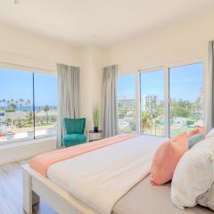 Luxury Ocean Views Condo in Palm Beach