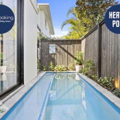 Beach Side Bliss Mermaid beach, 3bd - Heated Pool