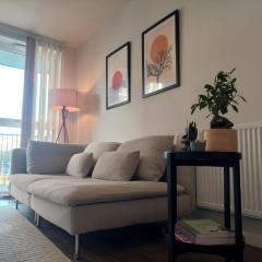 Modern Flat Close to Heathrow Airport & Central London