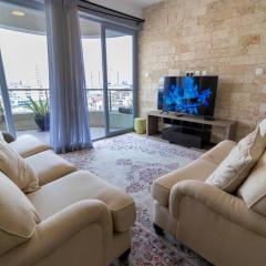 Elegant 2 BED apt in Kilimani with balcony views