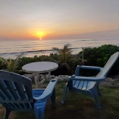 BlueWave Surf Stay