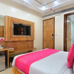 Gold - 2Mins Walk From New Delhi Railway Station