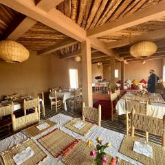 Bivouac Erg Chegaga Nomademoi