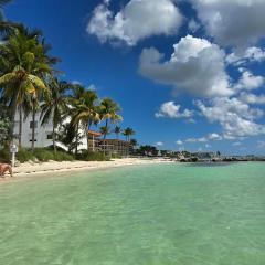 Paradise awaits you at Key Colony Beach