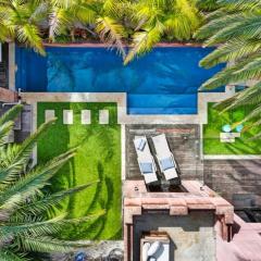Luxe Thirroul Home, Pool Spa Home Theatre