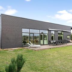 Lovely Home In Væggerløse With Sauna