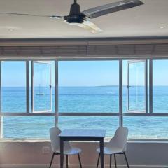 Mouilie point 1 bedroom with sea views and pool