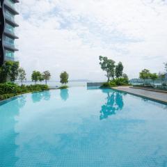 Seaview SuperCondo, near Queensbay