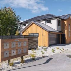 Queenstown Luxury Holiday Villa